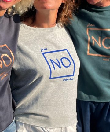 Sweat loose gris chiné logo velour bleu
