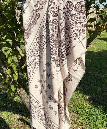 Grand foulard tout doux beige